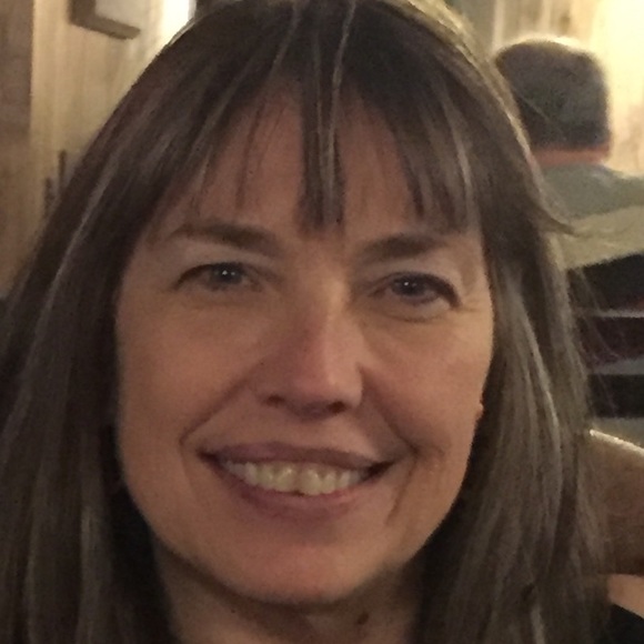 Meet your Posher, Traci - Picture 1 of 1